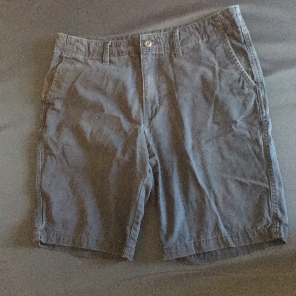 Old Navy Flat Front Shorts Size 36